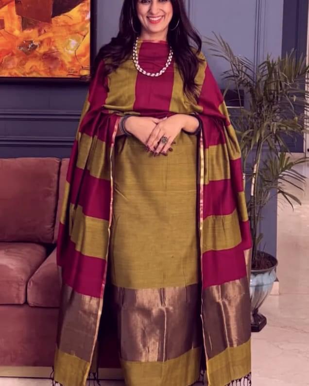 Exclusive Banarasi Cotton Unstitched Salwar kameez with Dupatta🦋 - Image 4